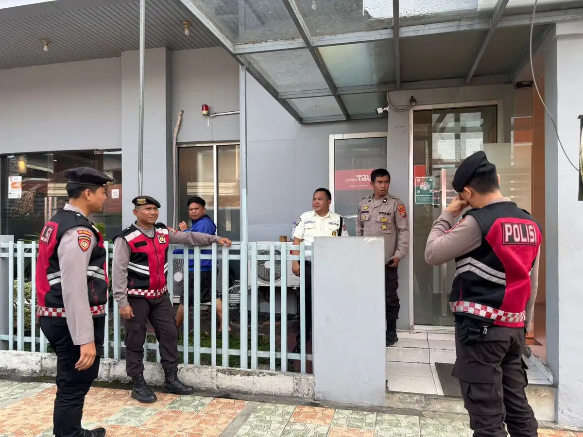 Kehadiran yang Membuat Aman”: Patroli Sat Samapta Res Min Hadirkan Edukasi Kamtibmas Lewat Sentuhan Humanis